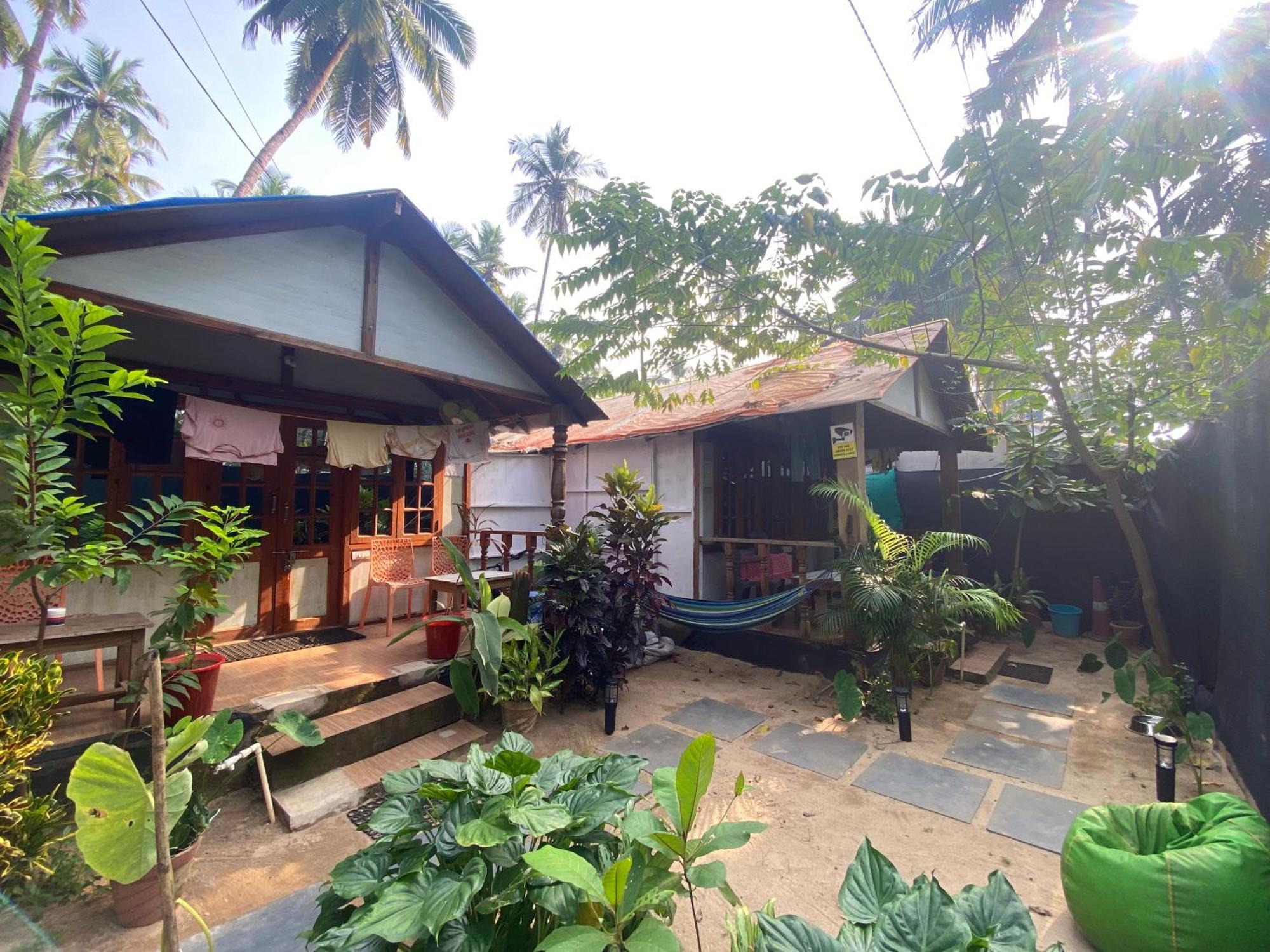 Tropical Bay Hostel Palolem Exterior foto